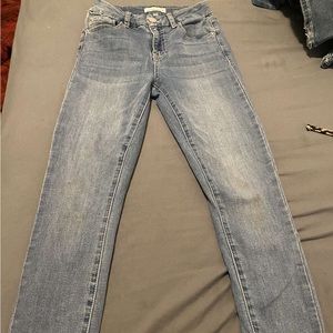 High rise,light jeans